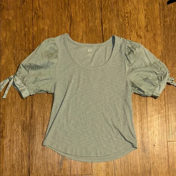 GAP Women's Light Green Puff Sleeve Tee - Picture 2 of 6